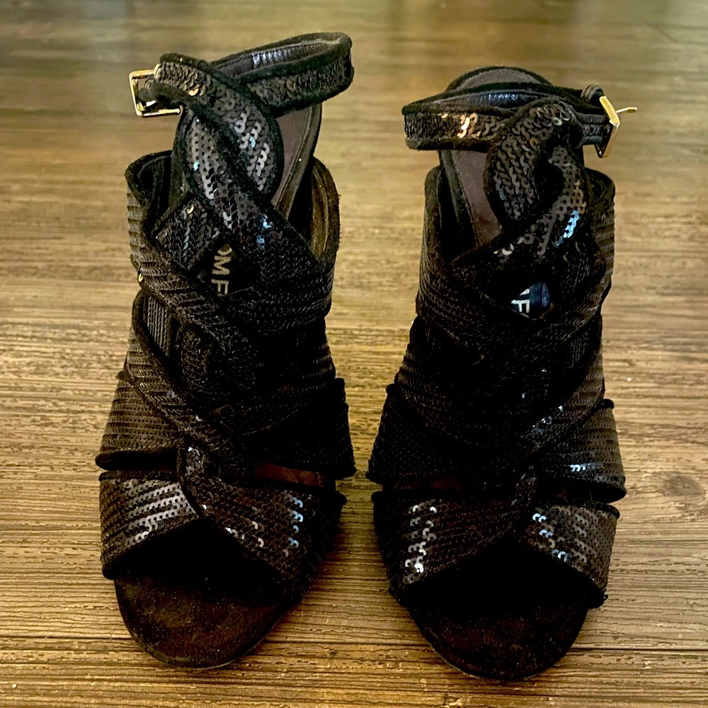 STUNNING Tom Ford black sequin shoes